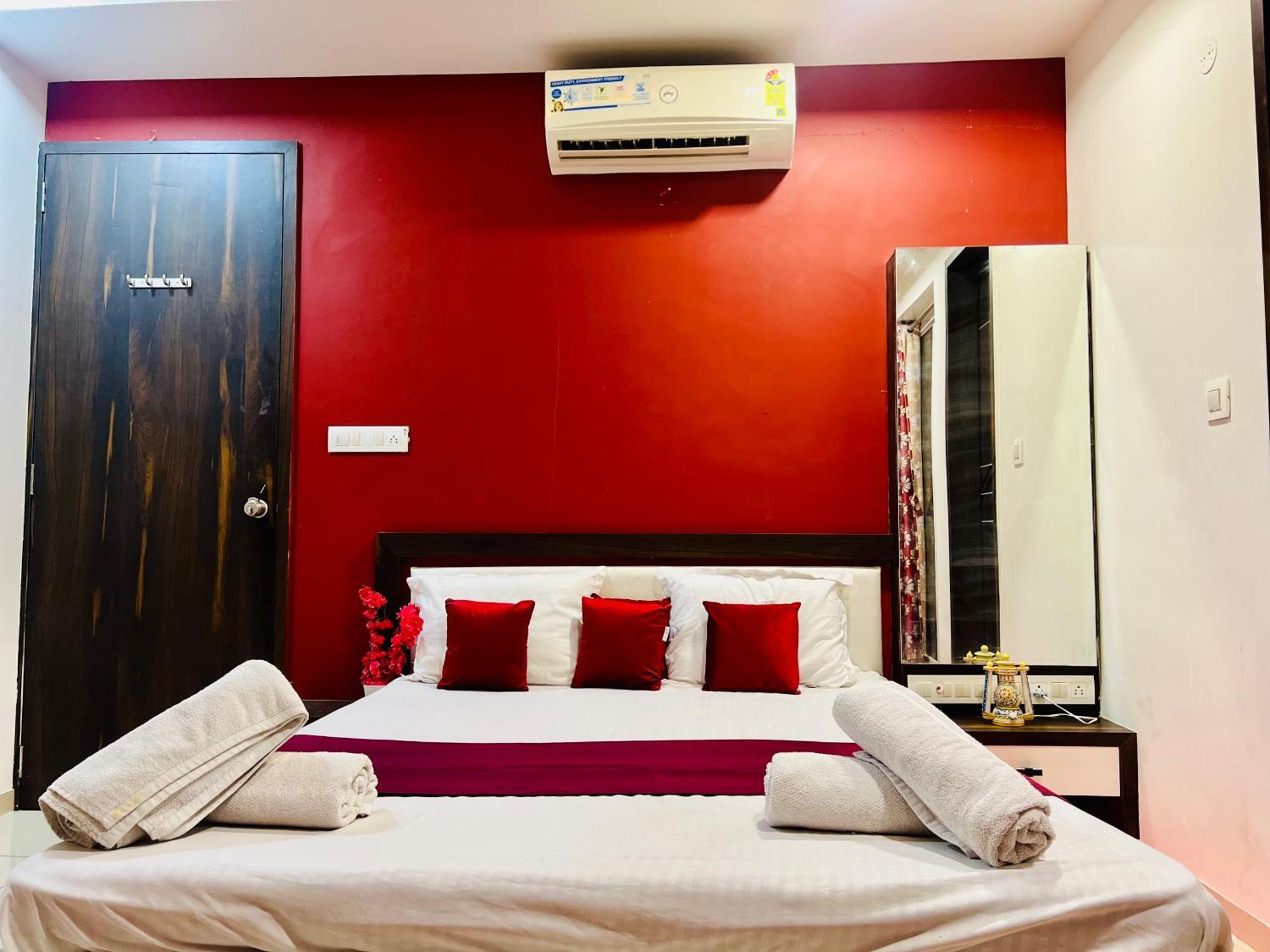 ראג'קוט 7 Seasons Palm Suite With Sky Orbit, Balcony, Swimming Pool, Wifi, Playground מראה חיצוני תמונה